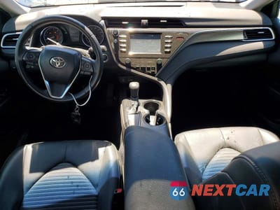 Zdjęcie 8 z 12 samochodu: 2018 TOYOTA CAMRY SE VIN:4T1B11HK4JU112484 - miniatura