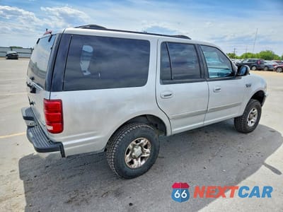 Trzecie zdjęcie samochodu z tyłu: 1998 FORD EXPEDITION VIN:1FMPU18L5WLC12547 - miniatura