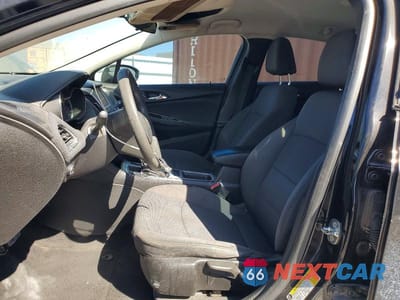 Zdjęcie 7 z 12 samochodu: 2018 CHEVROLET CRUZE LS VIN:1G1BC5SM6J7242029 - miniatura