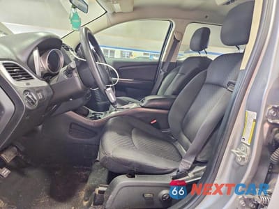 Zdjęcie 7 z 13 samochodu: 2016 DODGE JOURNEY SE VIN:3C4PDCAB3GT246557 - miniatura