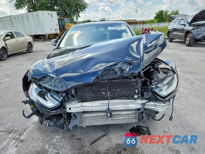 Piąte zdjęcie samochodu w środku: 2016 AUDI A4 PREMIUM S-LINE VIN:WAUDFAFL4GA004447 - miniatura