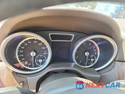 Zdjęcie 9 z 13 samochodu: 2015 MERCEDES-BENZ ML 350 4MATIC VIN:4JGDA5HBXFA551164 - miniatura