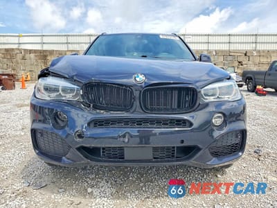 Piąte zdjęcie samochodu w środku: 2018 BMW X5 VIN:5UXKT0C52J0V99877 - miniatura