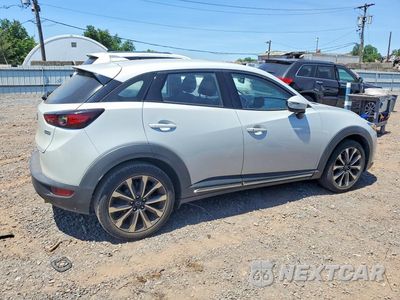 Trzecie zdjęcie samochodu z tyłu: 2019 MAZDA CX-3 GRAND TOURING VIN:JM1DKFD77K0450768 - miniatura