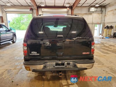 Zdjęcie 6 z 13 samochodu: 2006 GMC YUKON VIN:1GKEK13T86R114039 - miniatura