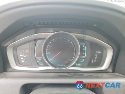 Zdjęcie 9 z 12 samochodu: 2015 VOLVO XC60 T6 PLATINUM VIN:YV449MDD5F2623233 - miniatura