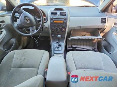 Zdjęcie 8 z 12 samochodu: 2013 TOYOTA COROLLA L VIN:5YFBU4EE2DP176794 - miniatura