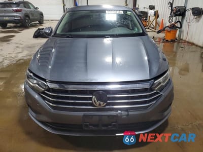 Piąte zdjęcie samochodu w środku: 2019 VOLKSWAGEN JETTA S VIN:3VWCB7BU5KM247947 - miniatura