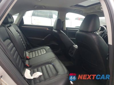 Zdjęcie 10 z 12 samochodu: 2017 VOLKSWAGEN PASSAT SEL PREMIUM VIN:1VWCT7A37HC002972 - miniatura
