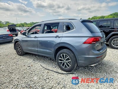 Drugie zdjęcie samochodu z przodu: 2019 VOLKSWAGEN TIGUAN SE VIN:3VV2B7AX3KM077860 - miniatura