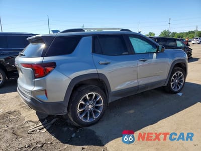 Trzecie zdjęcie samochodu z tyłu: 2026 GMC TERRAIN ELEVATION VIN:3GKALUEG6TL370132 - miniatura