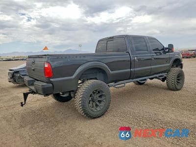 Trzecie zdjęcie samochodu z tyłu: 2015 FORD F350 SUPER DUTY VIN:1FT8W3BT7FEA62405 - miniatura