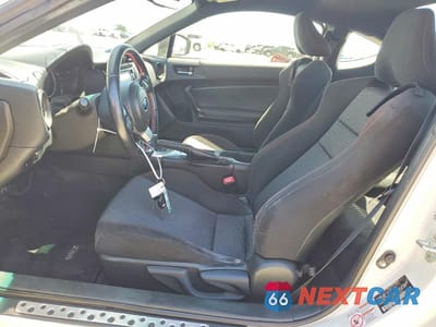 Zdjęcie 7 z 13 samochodu: 2017 SUBARU BRZ 2.0 PREMIUM VIN:JF1ZCAB10H9602405 - miniatura