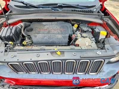 Zdjęcie 12 z 13 samochodu: 2015 JEEP RENEGADE LATITUDE VIN:ZACCJBBT5FPB40237 - miniatura