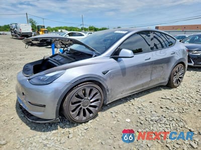 2024 TESLA MODEL Y 7SAYGDEF0RA289348 - główne zdjęcie licytacji z USA - miniatura