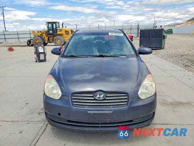 Piąte zdjęcie samochodu w środku: 2007 HYUNDAI ACCENT GLS VIN:KMHCN46C37U136855 - miniatura