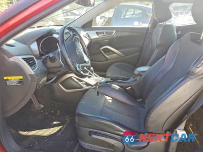 Zdjęcie 7 z 12 samochodu: 2013 HYUNDAI VELOSTER BASE VIN:KMHTC6ADXDU155321 - miniatura
