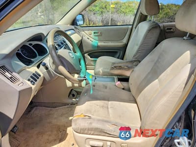 Zdjęcie 7 z 13 samochodu: 2004 TOYOTA HIGHLANDER BASE VIN:JTEGD21A440104627 - miniatura