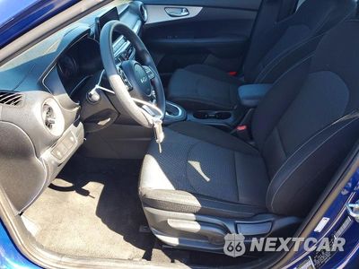 Zdjęcie 7 z 12 samochodu: 2024 KIA FORTE LXS VIN:3KPF24AD4RE746307 - miniatura