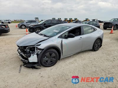 2026 TOYOTA PRIUS LE JTDACAAU7T3072237 - główne zdjęcie licytacji z USA - miniatura