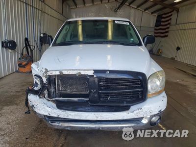 Piąte zdjęcie samochodu w środku: 2005 DODGE RAM 1500 ST VIN:1D7HU18D25S119139 - miniatura