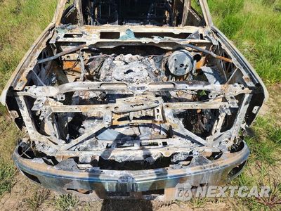 Zdjęcie 11 z 11 samochodu: 2015 CHEVROLET SILVERADO K1500 LT VIN:3GCUKREC1FG507318 - miniatura