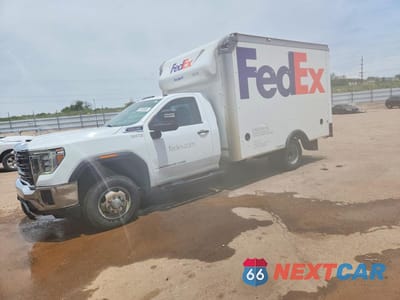 2023 GMC SIERRA K35 - BOX TRUCK 1GD39SE73PF230946 - główne zdjęcie licytacji z USA - miniatura