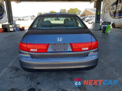Zdjęcie 6 z 12 samochodu: 2005 HONDA ACCORD EX VIN:1HGCM66505A016998 - miniatura