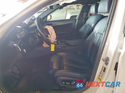 Zdjęcie 7 z 12 samochodu: 2017 BMW 540 I VIN:WBAJE5C30HG916458 - miniatura