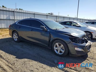 Czwarte zdjęcie samochodu z boku: 2019 CHEVROLET MALIBU LS VIN:1G1ZC5ST7KF192836 - miniatura