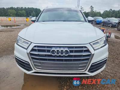 Piąte zdjęcie samochodu w środku: 2020 AUDI Q5 PREMIUM PLUS VIN:WA1BNAFY7L2001663 - miniatura