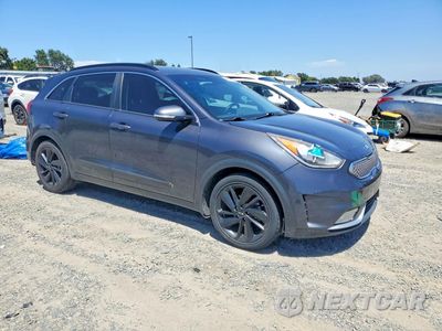 Czwarte zdjęcie samochodu z boku: 2018 KIA NIRO EX VIN:KNDCC3LC6J5149562 - miniatura