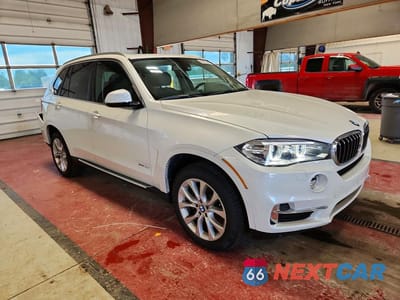 Czwarte zdjęcie samochodu z boku: 2015 BMW X5 XDRIVE35I VIN:5UXKR0C59F0P12861 - miniatura