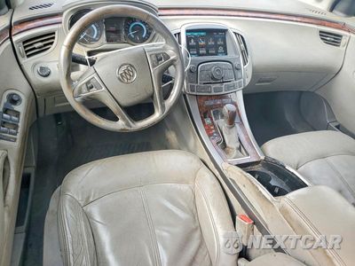 Zdjęcie 8 z 12 samochodu: 2012 BUICK LACROSSE VIN:1G4GC5E38CF365447 - miniatura