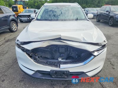 Piąte zdjęcie samochodu w środku: 2017 MAZDA CX-5 GRAND TOURING VIN:JM3KFBDL0H0211953 - miniatura