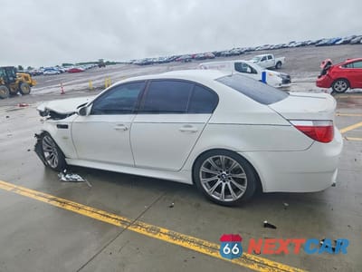 Drugie zdjęcie samochodu z przodu: 2007 BMW M5 VIN:WBSNB93557CX07060 - miniatura