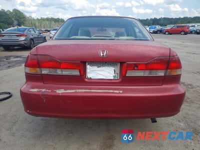 Zdjęcie 6 z 12 samochodu: 2002 HONDA ACCORD SE VIN:JHMCG567X2C021125 - miniatura
