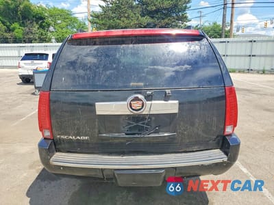 Zdjęcie 6 z 13 samochodu: 2008 CADILLAC ESCALADE ESV VIN:1GYFK66838R189085 - miniatura