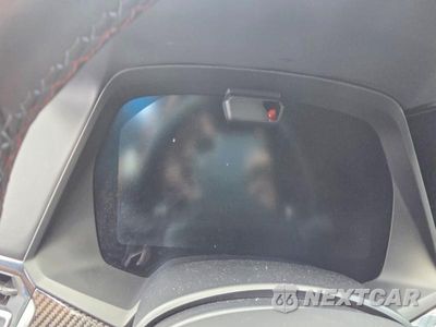Zdjęcie 8 z 12 samochodu: 2020 BMW X6 M VIN:5YMCY0C09L9B05681 - miniatura