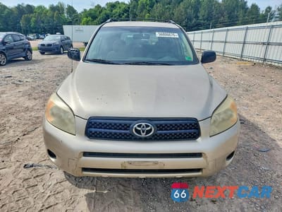 Piąte zdjęcie samochodu w środku: 2007 TOYOTA RAV4 BASE VIN:JTMZD35V775040672 - miniatura