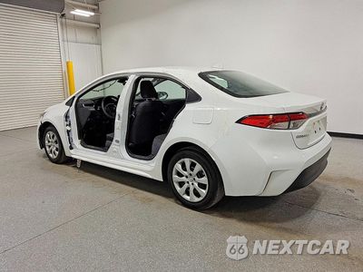 Drugie zdjęcie samochodu z przodu: 2024 TOYOTA COROLLA LE VIN:5YFB4MDE3RP126608 - miniatura