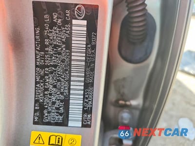 Zdjęcie 12 z 12 samochodu: 2018 LEXUS ES 350 VIN:58ABK1GG4JU106249 - miniatura