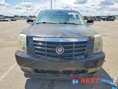 Piąte zdjęcie samochodu w środku: 2008 CADILLAC ESCALADE ESV VIN:1GYFK66838R189085 - miniatura