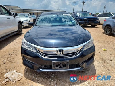 Piąte zdjęcie samochodu w środku: 2016 HONDA ACCORD EXL VIN:1HGCR2F82GA060217 - miniatura