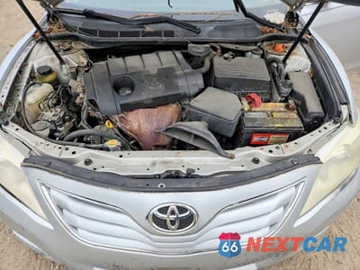 Zdjęcie 11 z 12 samochodu: 2010 TOYOTA CAMRY LE VIN:4T1BF3EKXAU573190 - miniatura