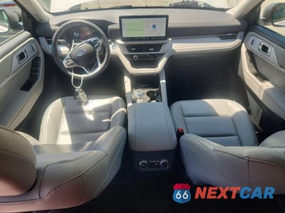 Zdjęcie 8 z 12 samochodu: 2025 FORD EXPLORER ACTIVE VIN:1FMUK7DH0SGA66820 - miniatura