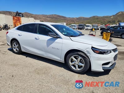 Czwarte zdjęcie samochodu z boku: 2018 CHEVROLET MALIBU LS VIN:1G1ZB5ST9JF232707 - miniatura