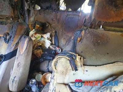Zdjęcie 10 z 13 samochodu: 2004 HONDA CR-V EX VIN:SHSRD78814U213988 - miniatura