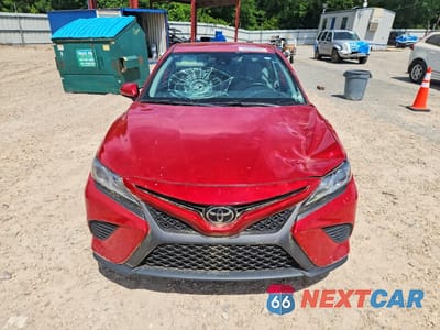 Piąte zdjęcie samochodu w środku: 2019 TOYOTA CAMRY SE VIN:4T1B11HK9KU197985 - miniatura
