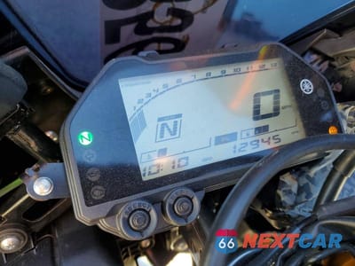 Zdjęcie 7 z 9 samochodu: 2021 YAMAHA YZFR3 A VIN:MH3RH18Y4MK006783 - miniatura